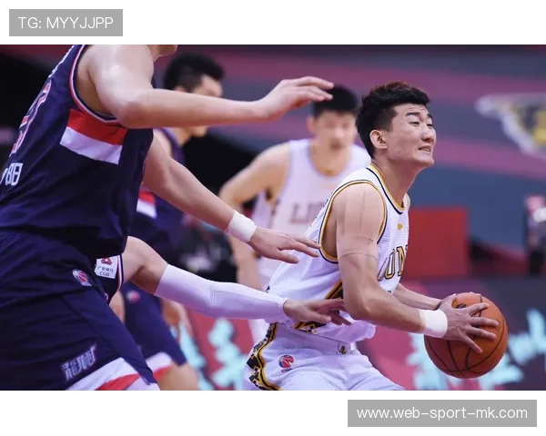 CBA明星孙铭徽突破传球训练全解析：打造更连贯的比赛巅峰表现