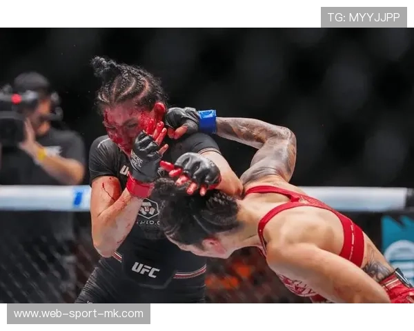 UFC角落策略与回合节奏训练——打造你不可战胜的战斗节奏