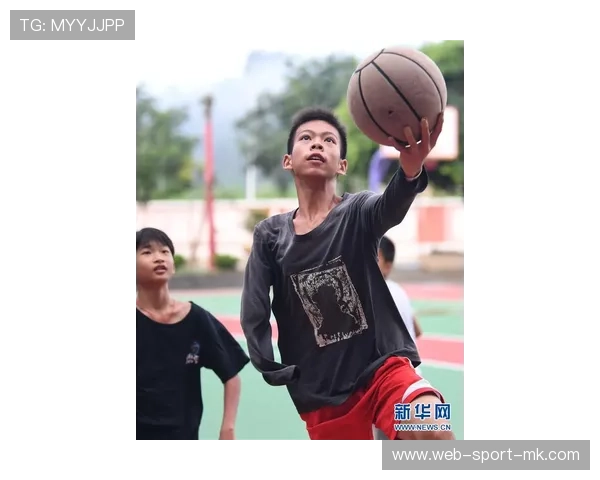 篮球少年在追梦路上永不言弃,追梦篮球美少年 篮球少年在追梦路上永不言弃,追梦篮球美少年